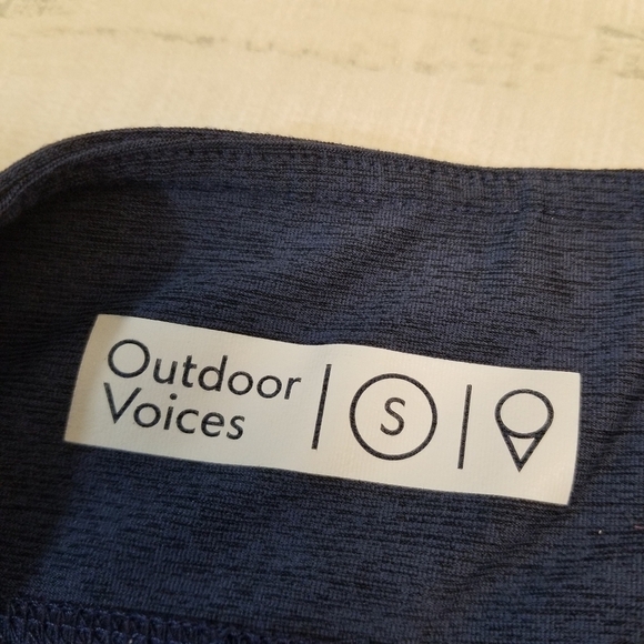 {S} Outdoor Voice Two Tone Warm Up Crop Leggings - Picture 10 of 11